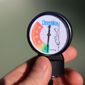 Dry Gauge: learn to equalise less strongly when diving or freediving, in order not to hurt your eardrums